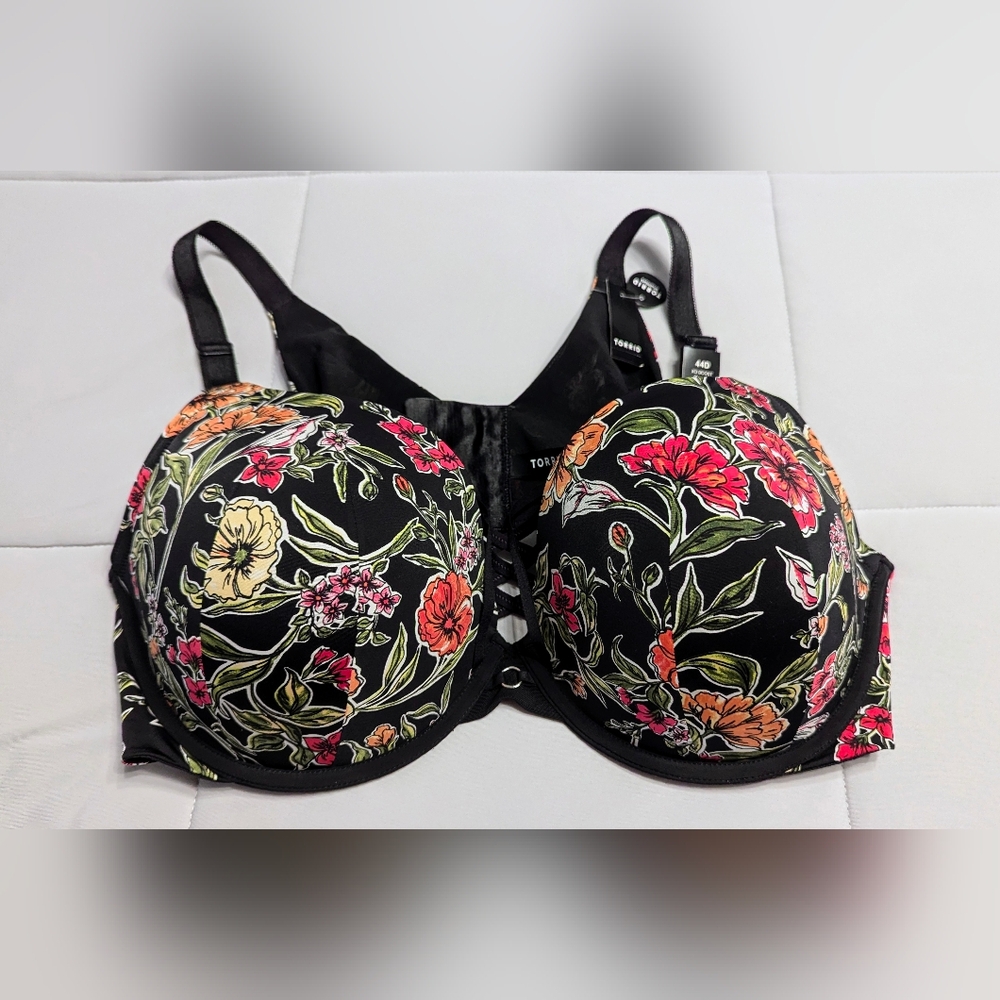 Torrid pushup bra Brand New 44D Left Only - Picture 5 of 14